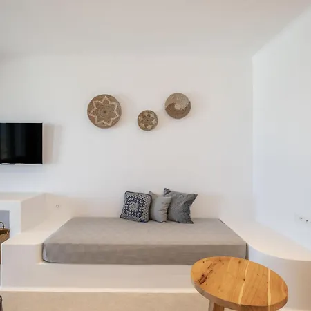 Alojamento de Acomodação e Pequeno-almoço Sunset Hill Mykonos Town